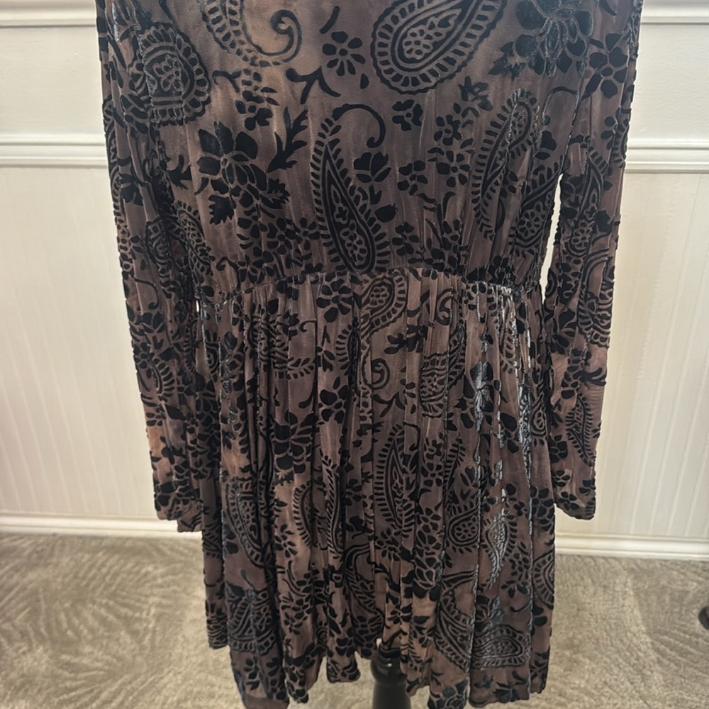 Sheer Black Floral Lace see measurement pics - Picture 5 of 8